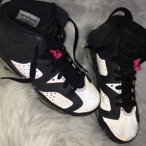 Air Jordan’s 6 Retro Gs “hyper pink” reflective